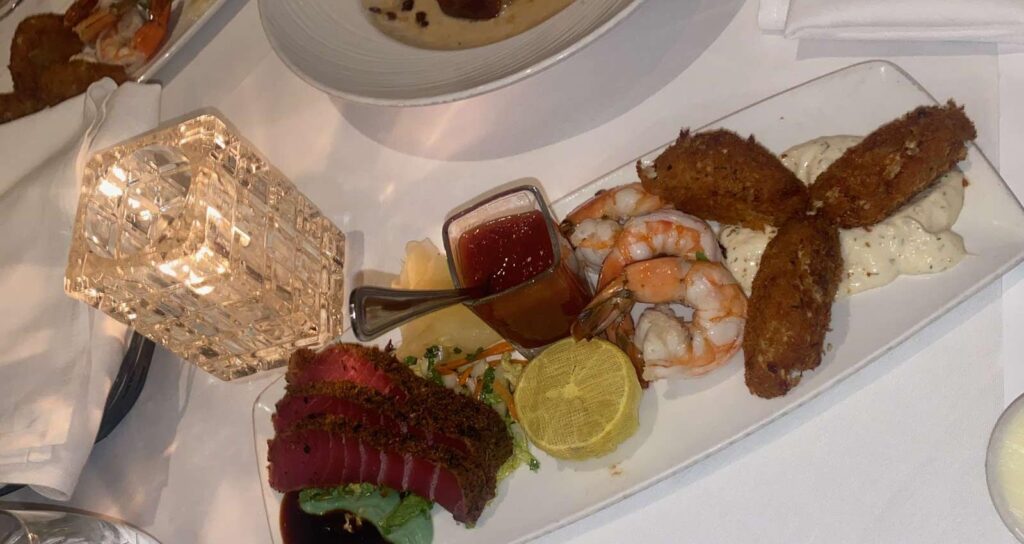 Shulin-Lake-Resort-dinner-with-candle